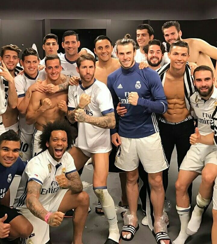 (fan) REAL MADRID FANS 🤍 tweet media
