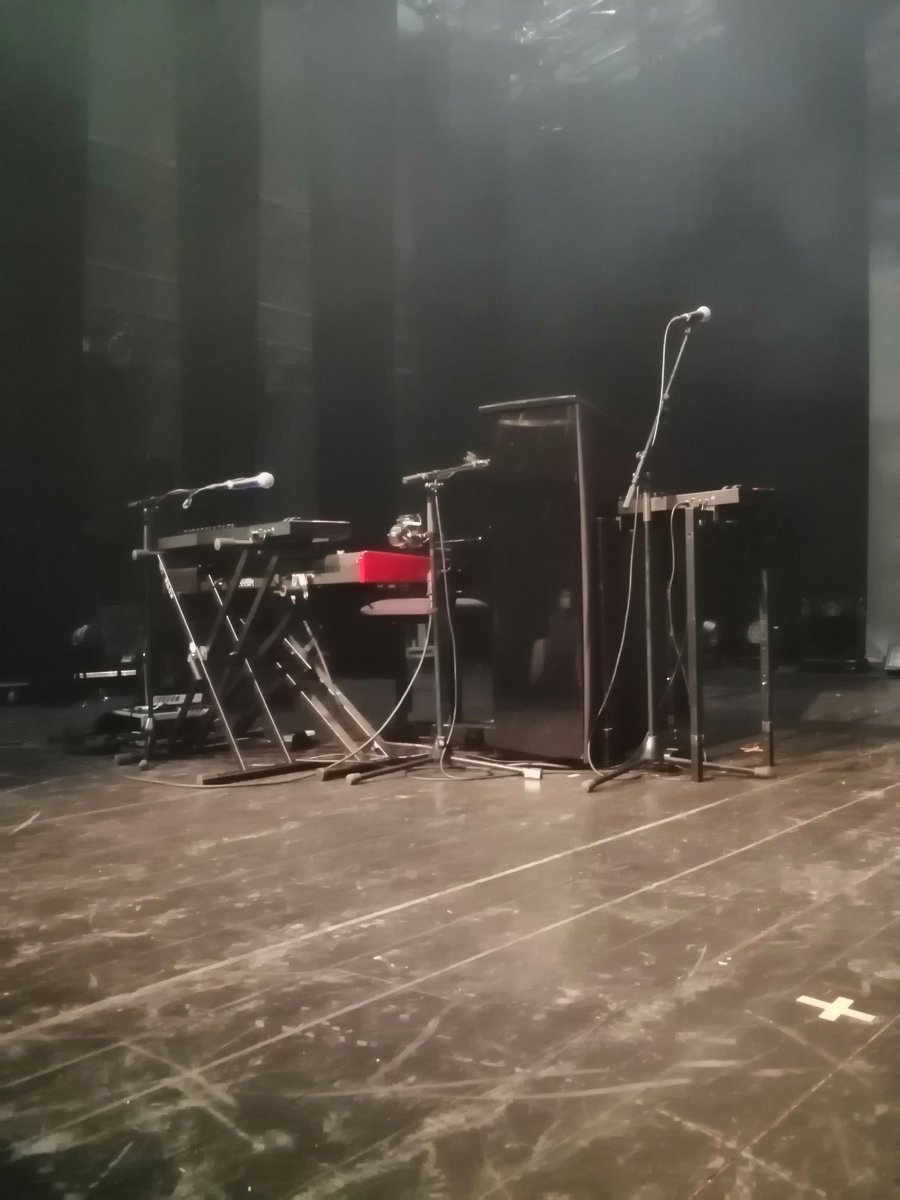 TimDup_lyrics's tweet photo. En direct d'Auxerre https://t.co/aJLTGuDBCu