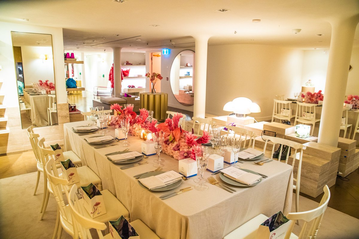 Fashionights's tweet image. Debuting as the newest @canfar1987 National Ambassador during the 25th Anniversary of Bloor Street Entertains. Excited to be joining in on the conversation to smash barriers &amp;amp; stigmas living w/#HIV. More info &amp;amp; pics below: instagram.com/p/CWypLIJv0X6/… #BSE25 #FASHIONIGHTS #HIVResearch