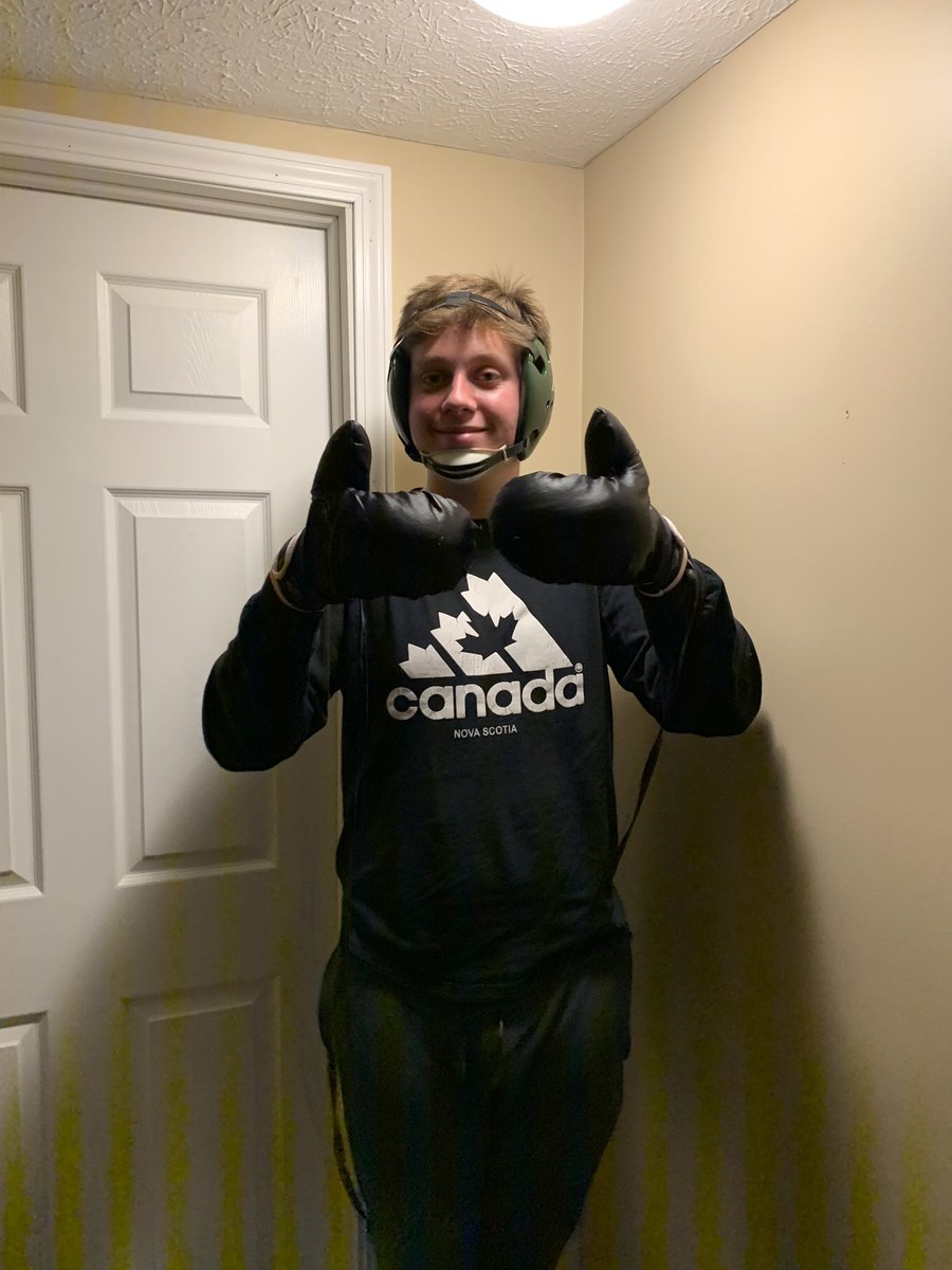 CLEFryers's tweet photo. Our next man is our so called “Support” Player has no real role on the team and is there because he is our friend. He was once known as the fierce “ The Law” but due to his play lately he now goes by egg Salad. Great player and is starting to return to his normal self. #T2F https://t.co/zKrjVOkIVn