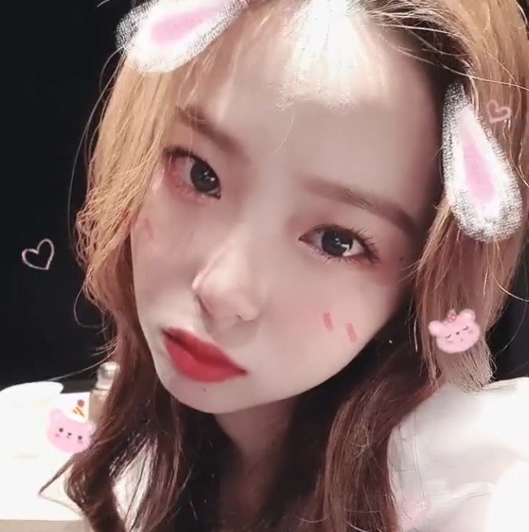 chaehyunsita's tweet photo. holaa soy fabi busco mutuals para interactuar y ser amigos, mis bias son yujin y chaehyun, esta cuenta es only kep1er pero no me molesta que staneen a otros grupos <3  #integracionkeplera https://t.co/2XH0uDZF9l