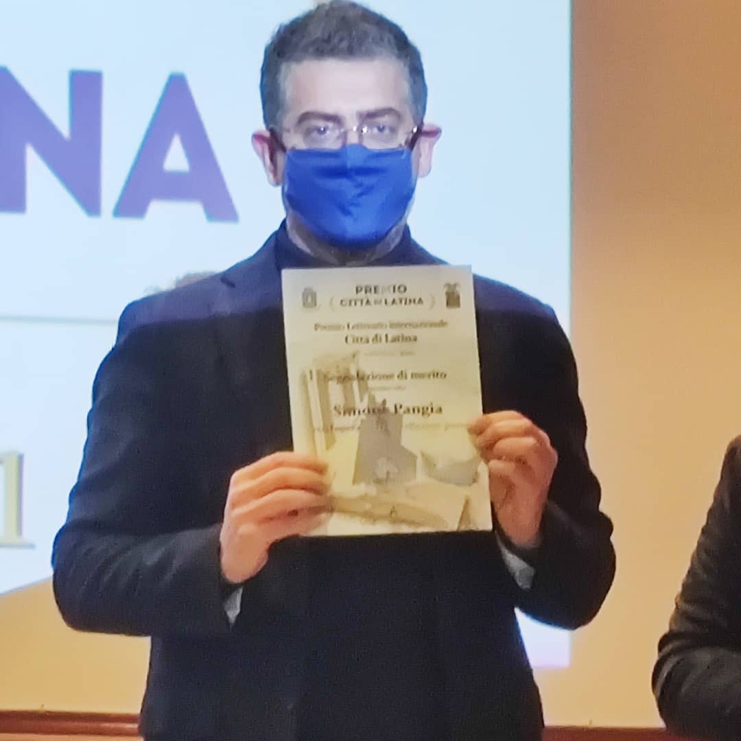simonepangia's tweet photo. Menzione di merito al #premiocittadilatina #booklovers #autoriemergenti #ilviziodellecosepure https://t.co/lr523eKu5k