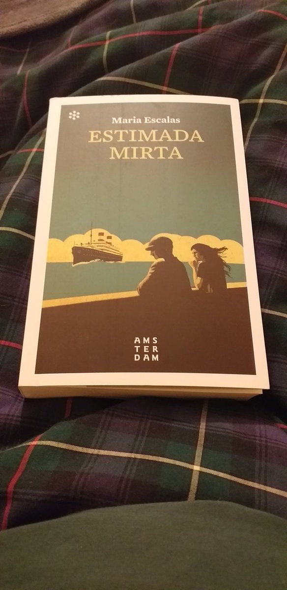 Silvia_Cantos's tweet photo. A punt per capbussar-me en la lectura d'#EstimadaMirta 📚 @MariaEscalas @som_amsterdam 
#novalectura #momentrelax #elmeumoment https://t.co/WXwEiPphI4