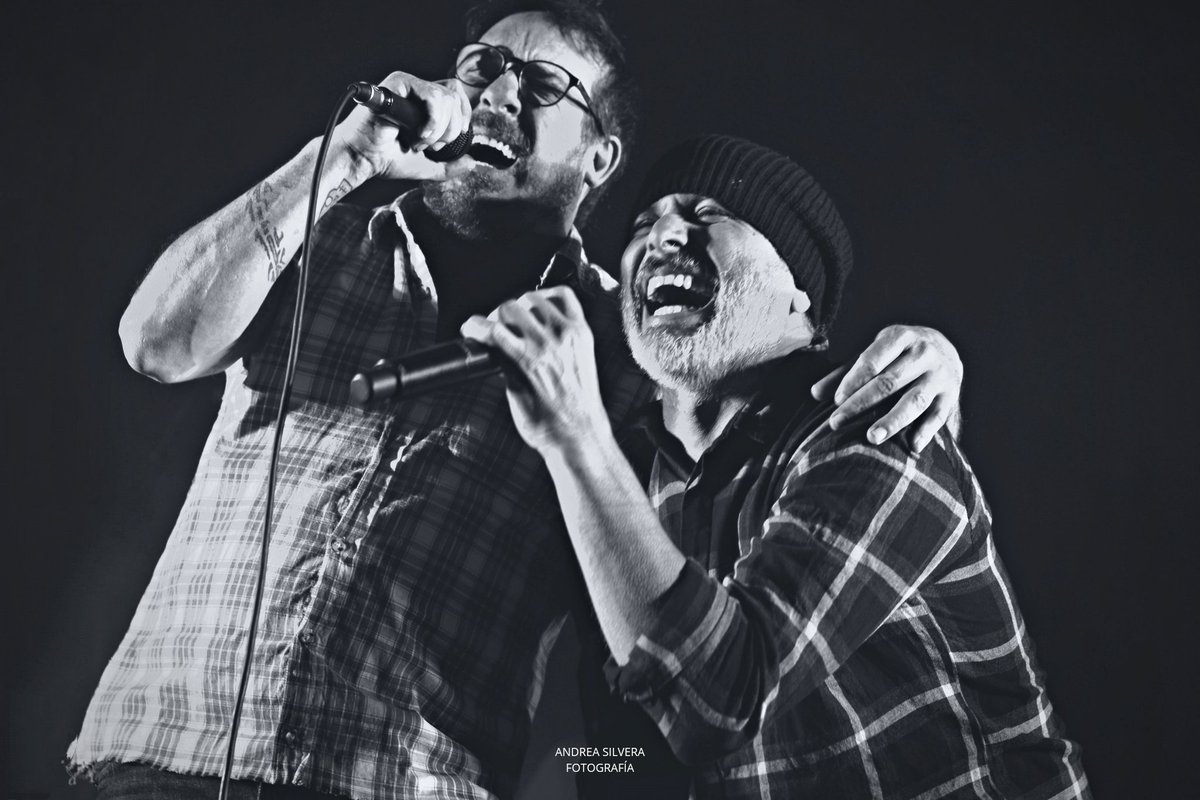 andreasfictions's tweet photo. @LaVela_Oficial presentación 24/11/2021 en @LaTrastiendaMVD #fotogaleria @obolocultural https://t.co/rB55C9I4FE