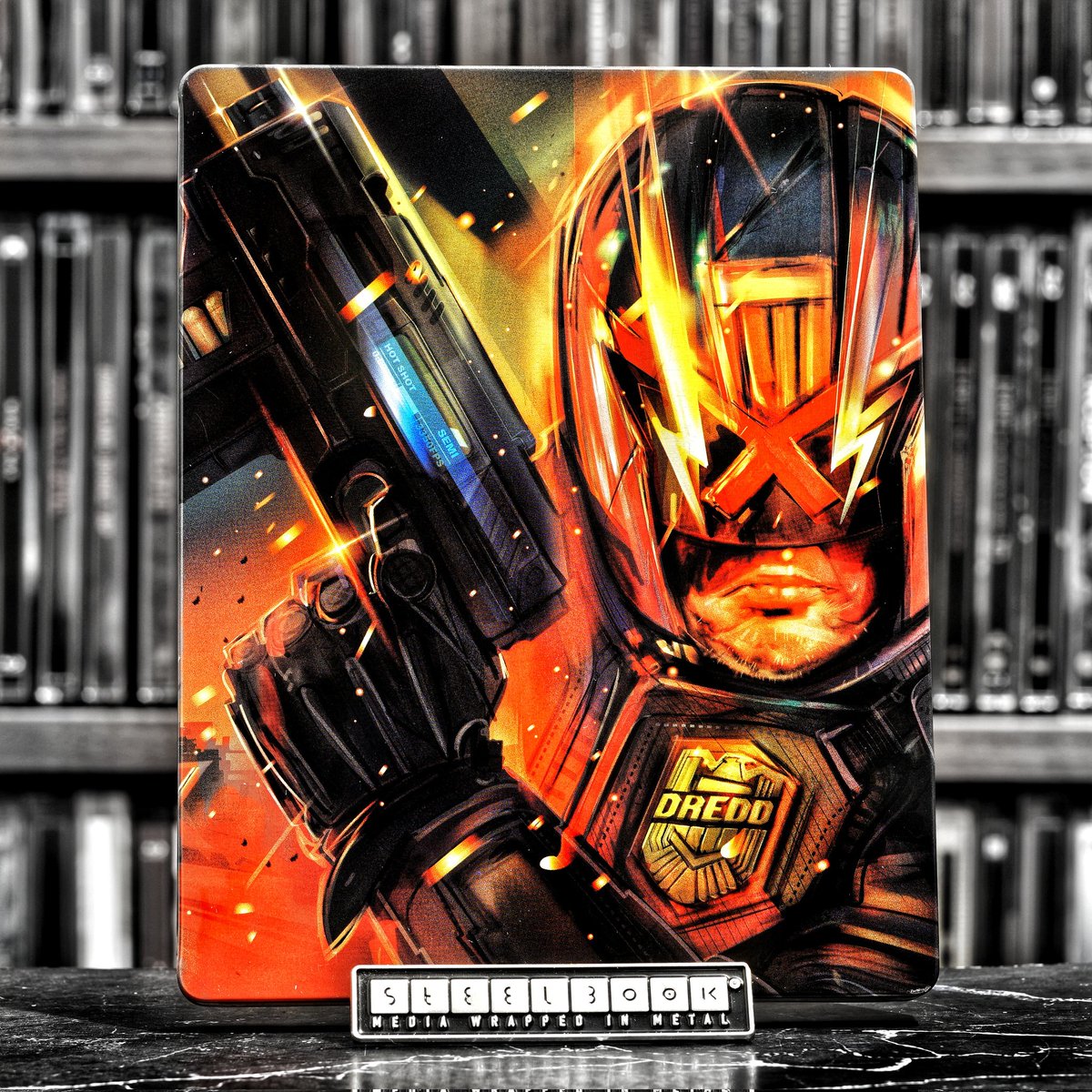 Dredd [Best Buy Exclusive]

👍 Or 👎?

@OrlandoArocena

#dredd #judgedredd #bestbuy #megacity #premiumbluray #steelbookcollection #karlurban #cinematography #remake #bluraycommunity #bluraymovie #bluraycollection #blurayjunkie #mexifunk #moviebuff #bluray #steelbook #artwork