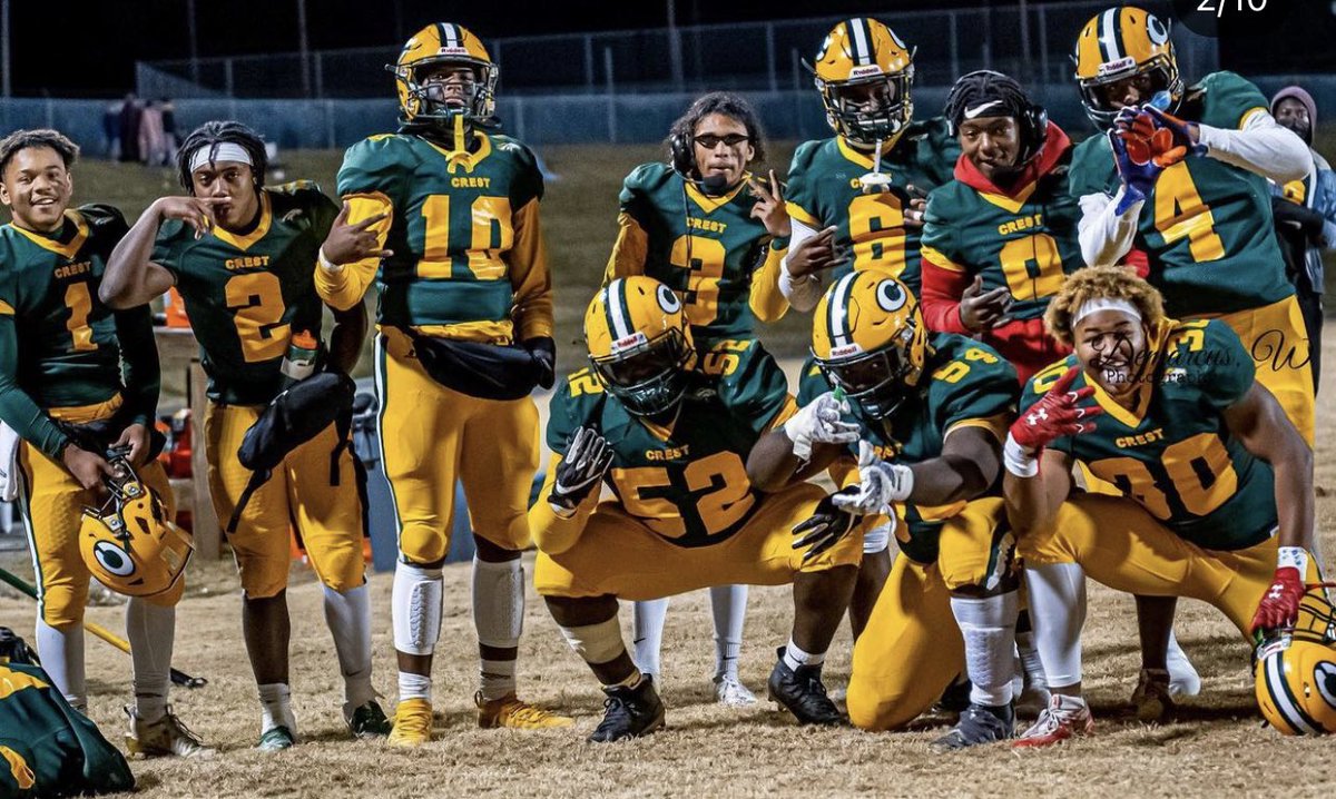 ree_watkins's tweet photo. Crest high school thank y’all for the best 4 years ever🐎Now on to better things🤟🏾 5️⃣4️⃣ out✌🏾 https://t.co/esQ02IjLkD
