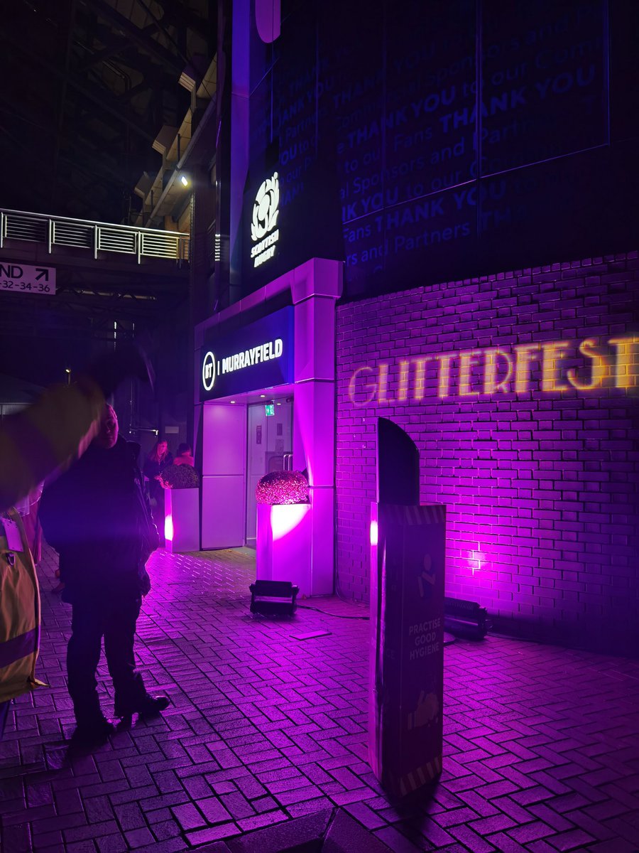 iwjf_'s tweet photo. Christmas party nights have returned.... First one complete #events #glitterfest @BTMurrayfield https://t.co/4sjylKsT2n
