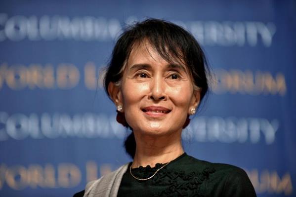 jenkers_en's tweet image. #Myanmar's #Aung San Suu #Kyi due to hear first verdict in junta trial jenke.rs/Gx2c0W