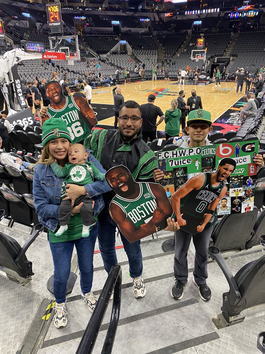 Junior_casarez's tweet photo. Didn’t get the W but nothing beats the experience ☘️🔥@jaytatum0 @FCHWPO @smart_MS3 https://t.co/geGDGo655R