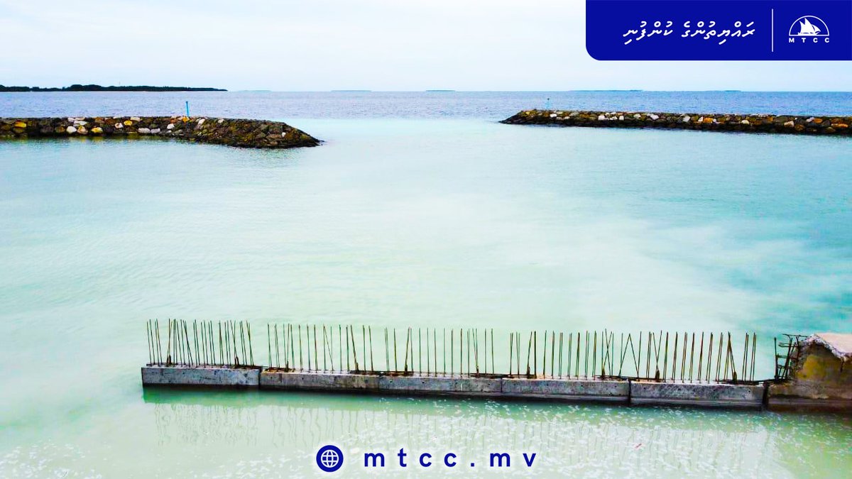 We have commenced installation of precast concrete blocks required for quay wall construction of N. Miladhoo Harbor on 27th November 2021. #MTCCProjects #RayyithungeKunfuni