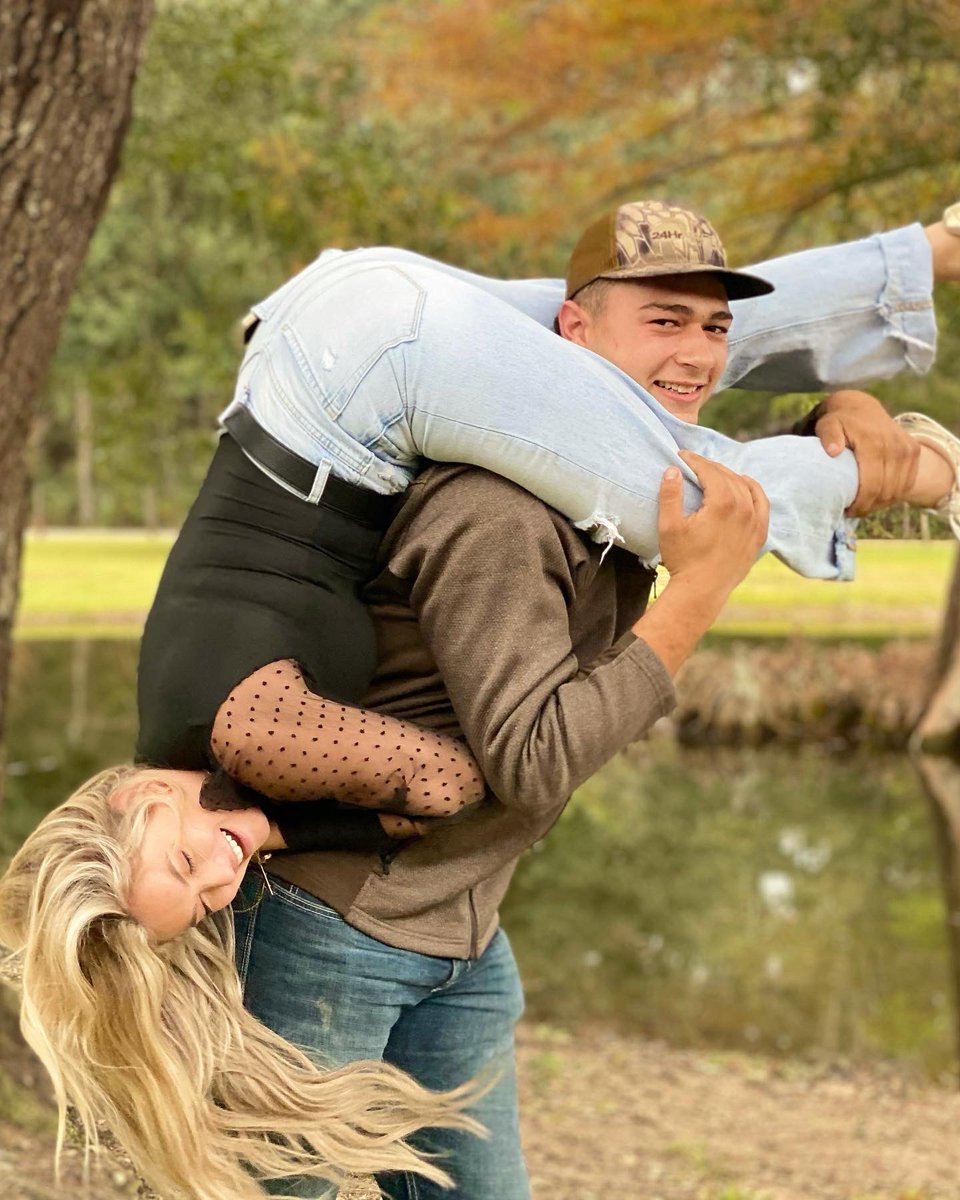 AshlynWright7's tweet photo. You are my biggest blessing 💗 #loml https://t.co/d51qc52ccK