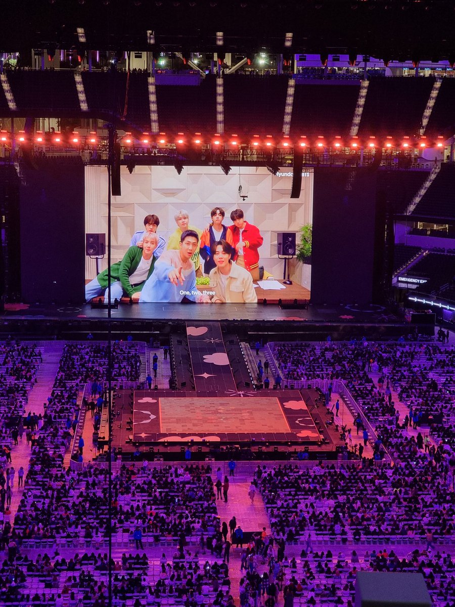 sdlyoongles's tweet photo. 🕯VERÉ A BTS EN 2022 Y EN VIP🕯 https://t.co/sypZ38hc0R