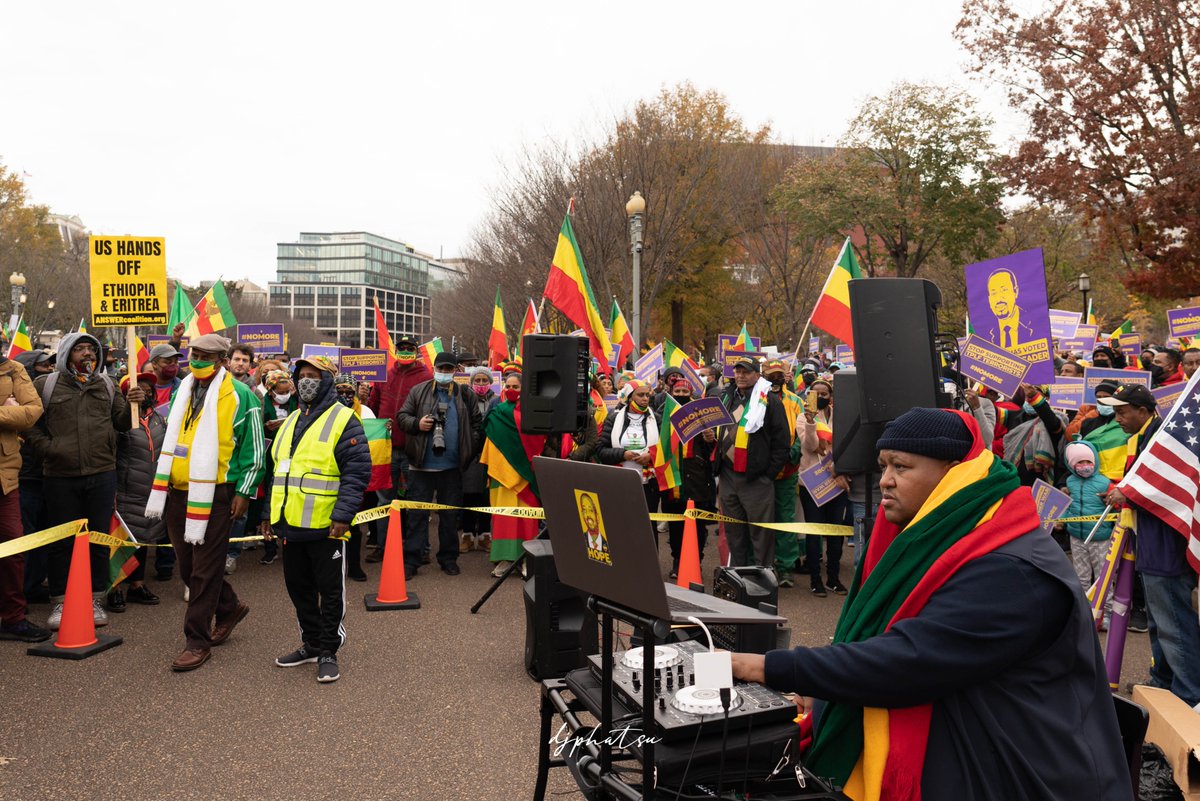 EatopiaEatery's tweet photo. Pictures from last week protest at the White House, Washington DC #nomore #Ethiopia #djew #djphatsu https://t.co/Tor2OwT976