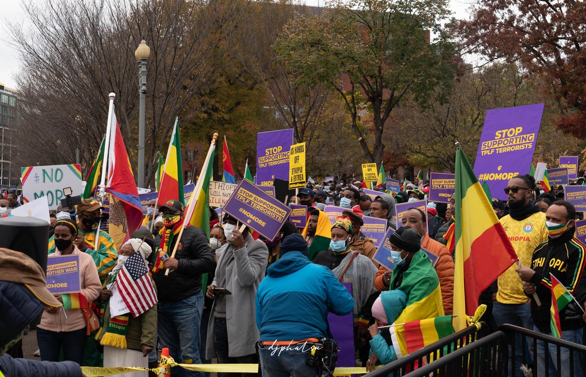 EatopiaEatery's tweet photo. Pictures from last week protest at the White House, Washington DC #nomore #Ethiopia #djew #djphatsu https://t.co/Tor2OwT976