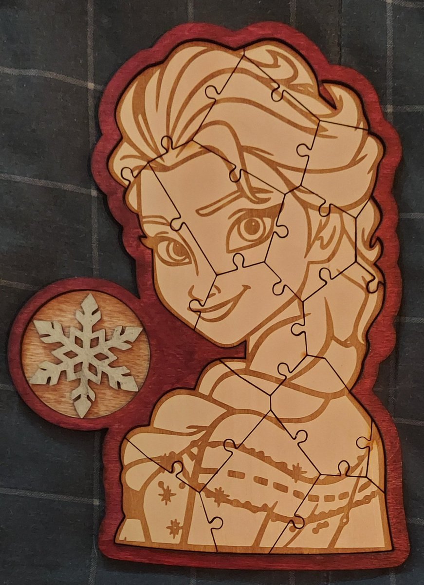 Everthine2021's tweet photo. It's #SmallBusinessSaturday! Order your personalized gifts and decorations from Everthine Engraving today!
#Christmas #ChristmasGifts #Gifts #Personalized #Custom #Customized #Engraving #Engraved #Puzzle #Frozen #Elsa #WoodenPuzzle #Snow #Snowflake #MerryChristmas #Connecticut https://t.co/7wPny0Mdc0