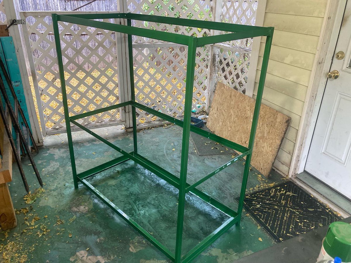 gallegos1218's tweet image. This welding stuff is pretty cool. Old channel tubing and unwanted bed frames equals 3 tier shelf , painted JD Green.#weldingprojects