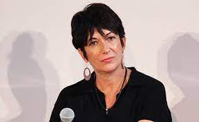 maibortpetit's tweet photo. OJO Este lunes en la Corte del Distrito Este #NY se inicia el juicio de #GhislaineMaxwell. Maxwell está acusada de tráfico sexual de menores con el fallecido Jeffrey Epstein. Si el jurado la declara culpable podría ser condenada a 80 años de cárcel. https://t.co/RRVu0EXuLg