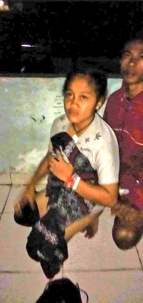 akutsorong66's tweet photo. Mangkali kam 2 anjing kapa sampe trada tempat untuk cuki. 
Nafsu pu kerja sampe dapat gep cuki https://t.co/gJrhx2qe0R