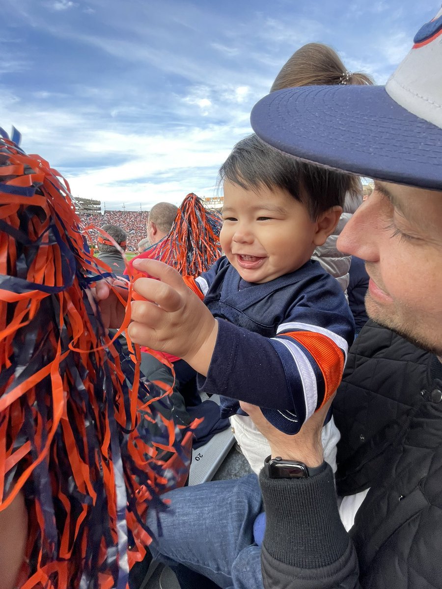 eem0007's tweet photo. First Auburn Game #WarEagle https://t.co/OXgA5xK2dL