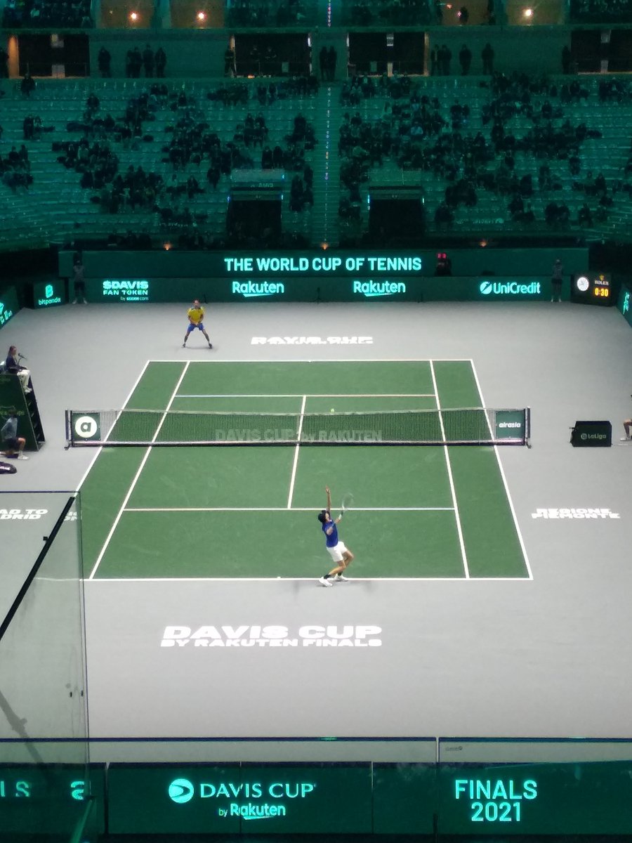 Gianmarcosdc201's tweet photo. #DavisCupFinals grande @janniksin! https://t.co/GRRo786TeN