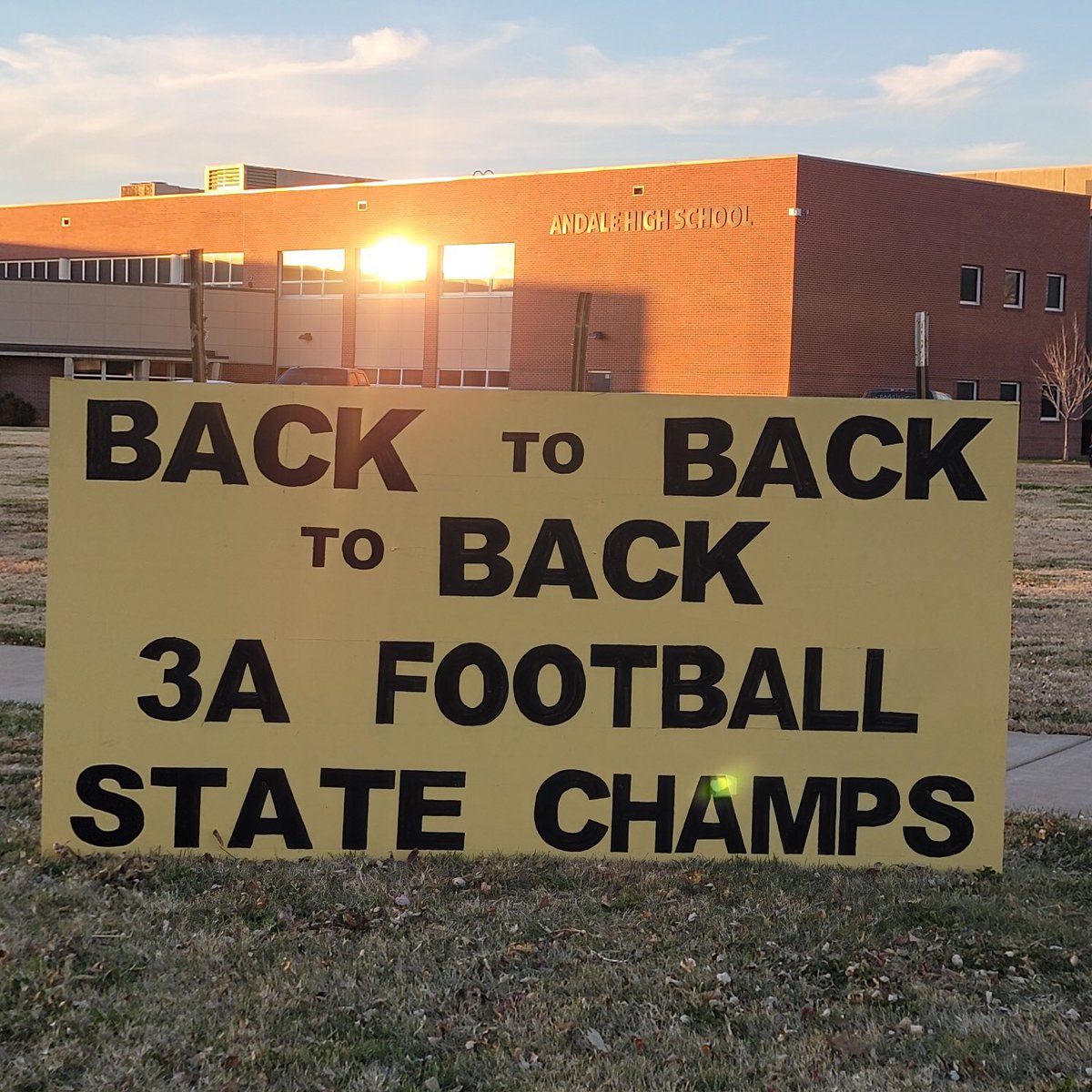 Renwick Review (@renwickreview) on Twitter photo 