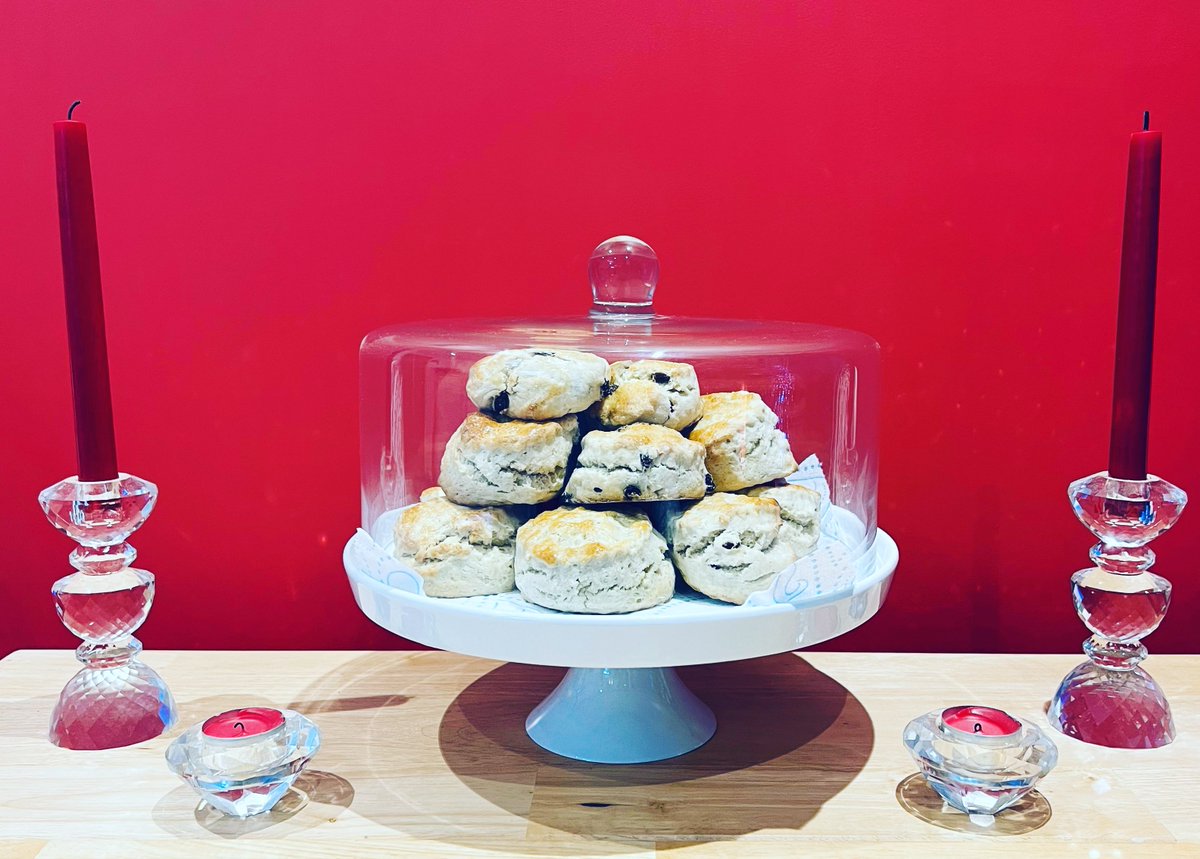AaronT666's tweet photo. Doubled up #bbcgoodfood classic scones recipe and it hasn’t failed me yet #fresh #scones #food #foodie #foodphotography #instafood #instafoodie #recipeoftheday #easyrecipes #cooking https://t.co/AHWvOuXz5N… https://t.co/wgXhXbFKhy
