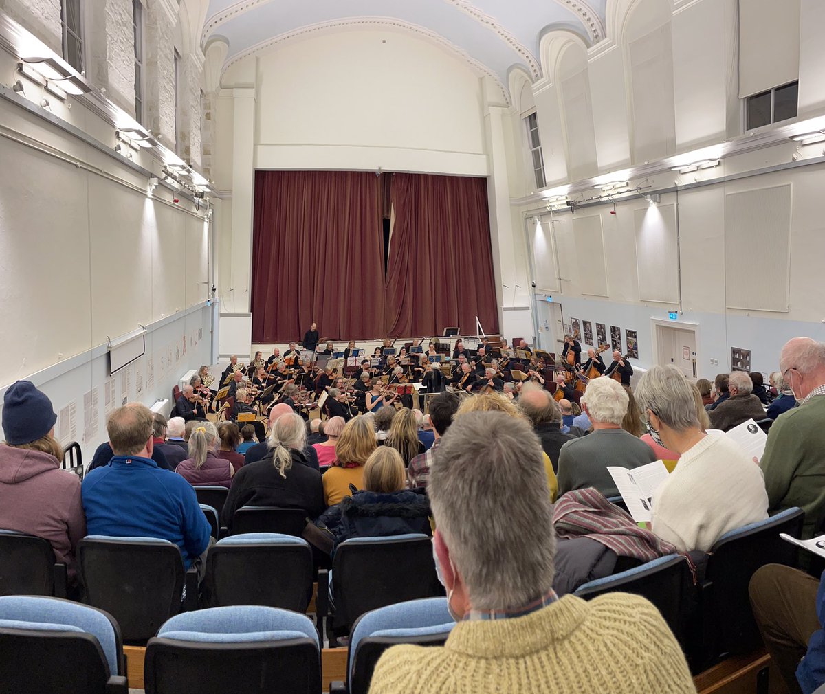 PzOrchSoc's tweet photo. What a concert! Fabulous violin soloist in Madeleine Pickering who made the Dvorak Violin Concerto sound effortless. Thank you also to Judith, our MD, and Pamela, our Leader - not forgetting the audience!
#MostWesterlyOrchestra #Penzance #StJohnsHall #concert #violinconcerto https://t.co/kCM5VR1n1r