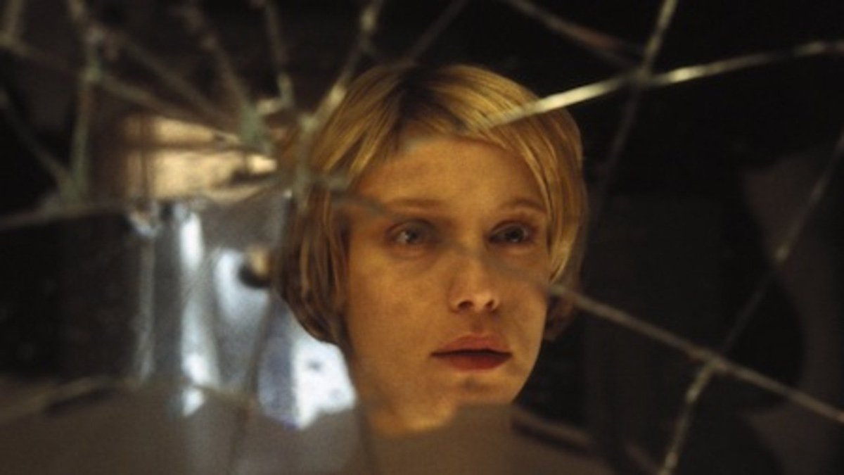 Horror31's tweet photo. They, directed by Robert Harmon from a screenplay by Brendan Hood and starring Laura Regan, Marc Blucas, Ethan Embry, Dagmara Dominczyk, Jon Abrahams, Jessica Amlee, Alexander Gould, Jay Brazeau, Jodelle Ferland and Desiree Zurowski, was released on this day in 2002 (USA) 🎬 https://t.co/06f17wZ8nj