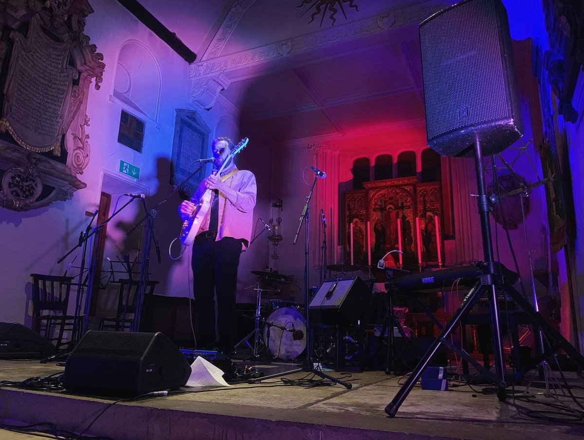magnificent <a href="/WhiteTailFalls/">White Tail Falls</a> album launch (ish) show at <a href="/SPOCMusic/">St Pancras Old Church Music</a> on Thursday 💗
