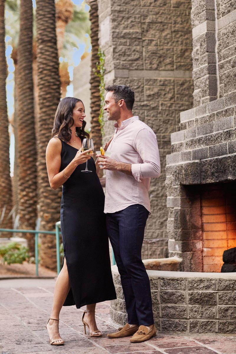 Center Stage Bar tweet media