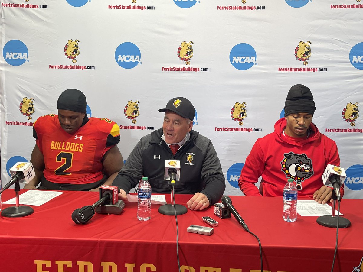 fsusportsblog's tweet photo. Jordan Jones, @CoachAnnese and Mylik Mitchell at the post-game press conference after the @FerrisFootball Bulldogs defeated GVSU to advance in the @NCAADII playoffs. https://t.co/Gw44y4Djv3
