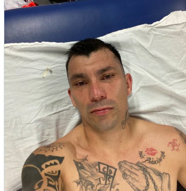 rekeisuke's tweet photo. Yo viendo en un tiktok las desventajas del sexo anal mientras quiero que mi bb me rompa el asterisco https://t.co/Quhmo1PkjO