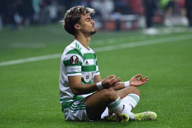 docccs's tweet photo. Who’s the best Jota?

RT Celtic Jota
Like for Liverpool Jota https://t.co/qNweM4072U