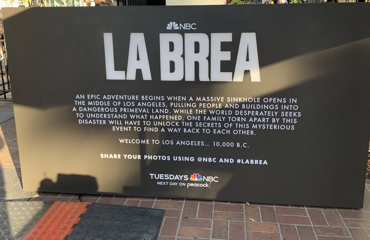 ShieldAgentGina's tweet photo. Yay! Got my #LaBrea water bottle. Thanks @nbc  #SDCCSE https://t.co/iOKnaWLvoC