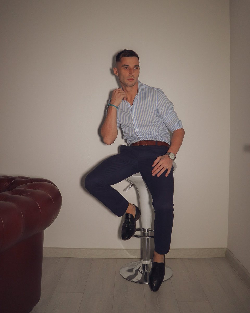 DominikMartinak's tweet photo. Outfit at Home.
#style #OOTD #manfashion #ootdmen #model #photooftheday #photo #styleofday #dressup #smartstreetwear #smart https://t.co/llajXgp1UC