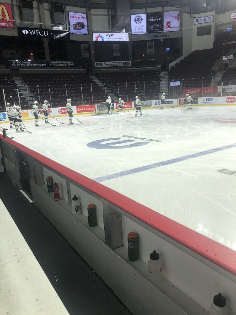 A21PrepHockey's tweet photo. A21 wins exciting hard fought 4-3 OT over Le Sommet in Great Lakes Prep tourney in Windsor. Latreille with OT winner! https://t.co/1fsj3zkAW7