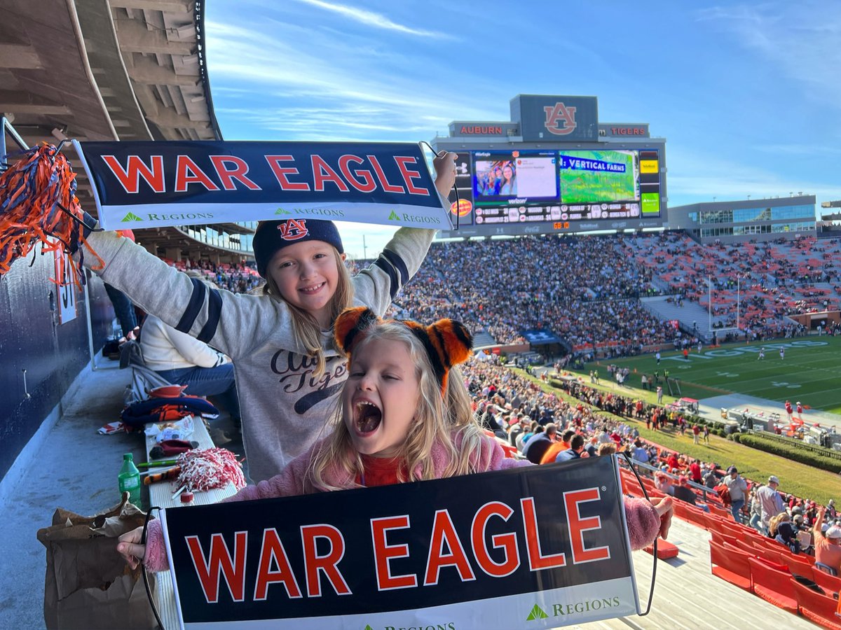 DavidEmfinger's tweet photo. #WarEagle https://t.co/KIX1J11QrS