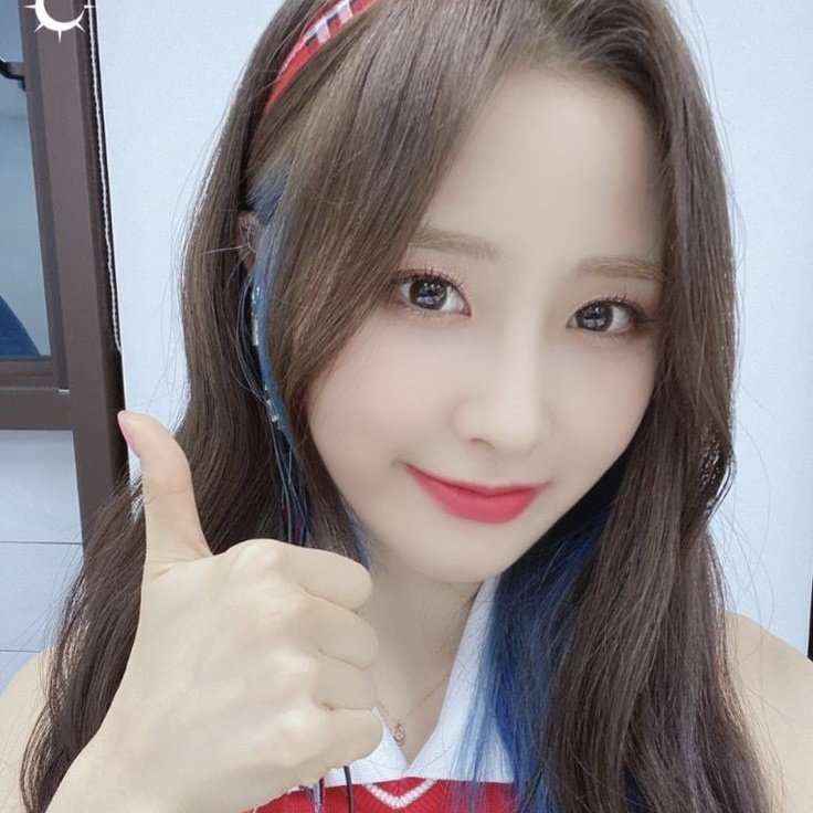 eseohug's tweet photo. they said bi rights 💪💯💋 https://t.co/XqD30ix2ms