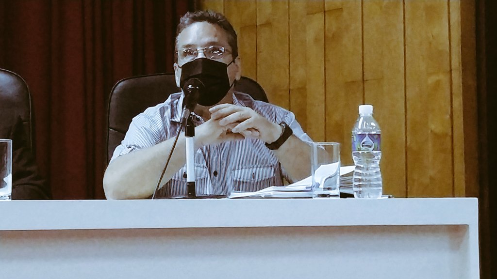 ArmandoRguezB's tweet photo. Destaca funcionario @PartidoPCC @oscar_treto importancia de dedicar Pleno de la Academia de Ciencias de #Cuba a información sobre #Macroprogramas #PNDES2030 @DiazCanelB @DrRobertoMOjeda @JLBrocheLorenzo @RPolancoF @InesMChapman @ElbaRosaPM #CubaVive #CubaPorLaVida #Cuba https://t.co/HrAsC1Qi14