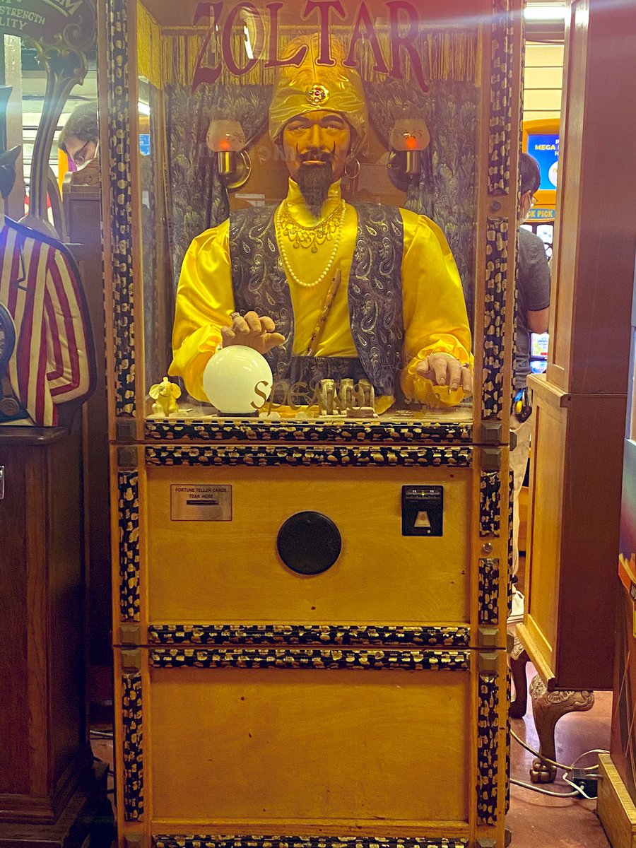 WreckItRenee's tweet photo. On our way home yesterday we got to get our fortunes read by #Zoltar https://t.co/q9lGlnHXVO