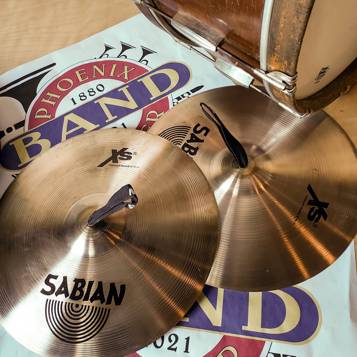 Our acquisition of annoying percussion instruments continues! No self respecting band can play a vintage march without a pair of these bronze babies. Offerup delivers again at 1/3 the price of new cymbals. #brassband #cymbalcrash