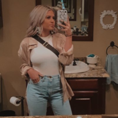 macieleigh_'s tweet photo. #NewProfilePic 🤍 https://t.co/KrVEaigrLx