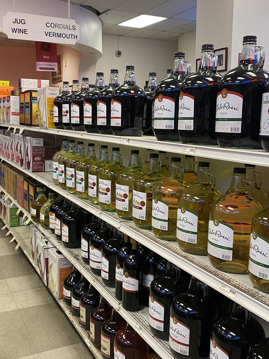 CherylBelles's tweet photo. Ok I admit it. I didn’t know that there were wine shops with entire rows of jug wine and no actual Champagne!! #rarifiedair #outoftouch #spoiled https://t.co/gausujQrvc