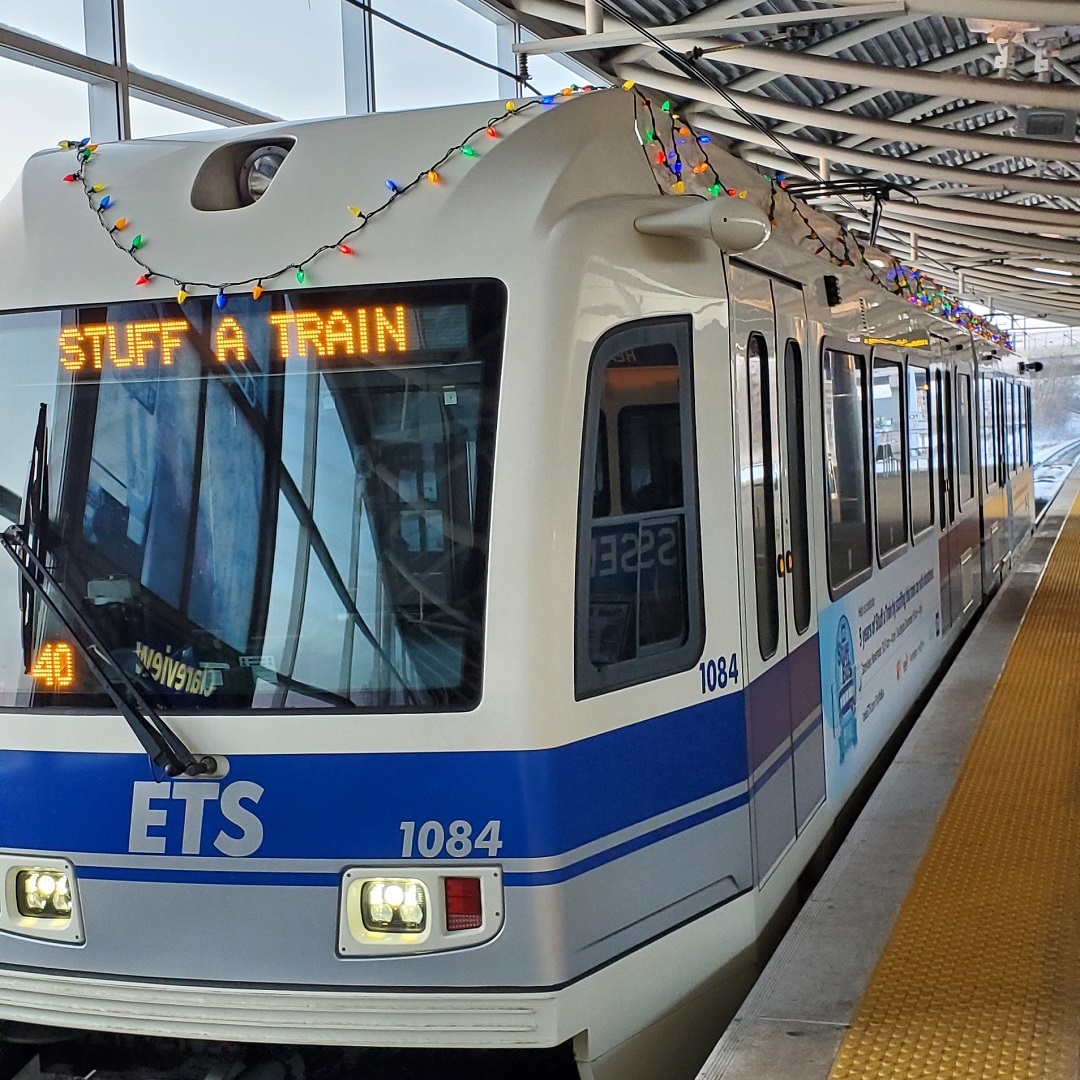takeETSalert's tweet photo. Don’t forget we're still collecting #ETSStuffaBus donations tomorrow, as our LRT car will be at Clareview 9am-4pm Sunday. You can also donate online, by text & at @saveonfoods checkouts. https://t.co/zsApt5Ykj4
Thanks again to everyone who stuffed buses/cruisers with donations! https://t.co/8hzHzpbaTS