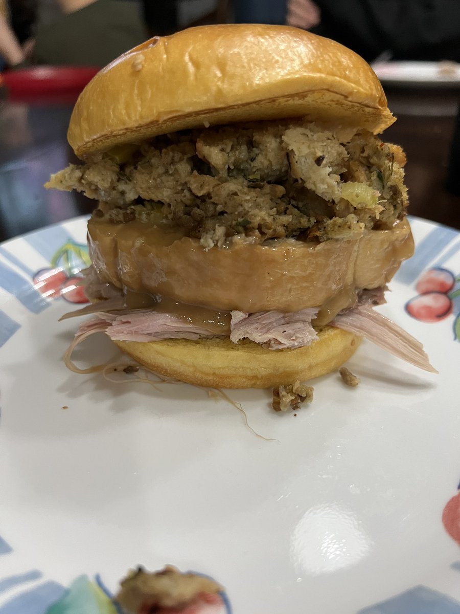 YosoyHavok's tweet photo. Turkey and stuffing sandwich between is a gravy soaked piece of bread, “the moist maker”. #Thanksgiving #friends #rossgeller #moistmaker https://t.co/UtKAFLOpzY