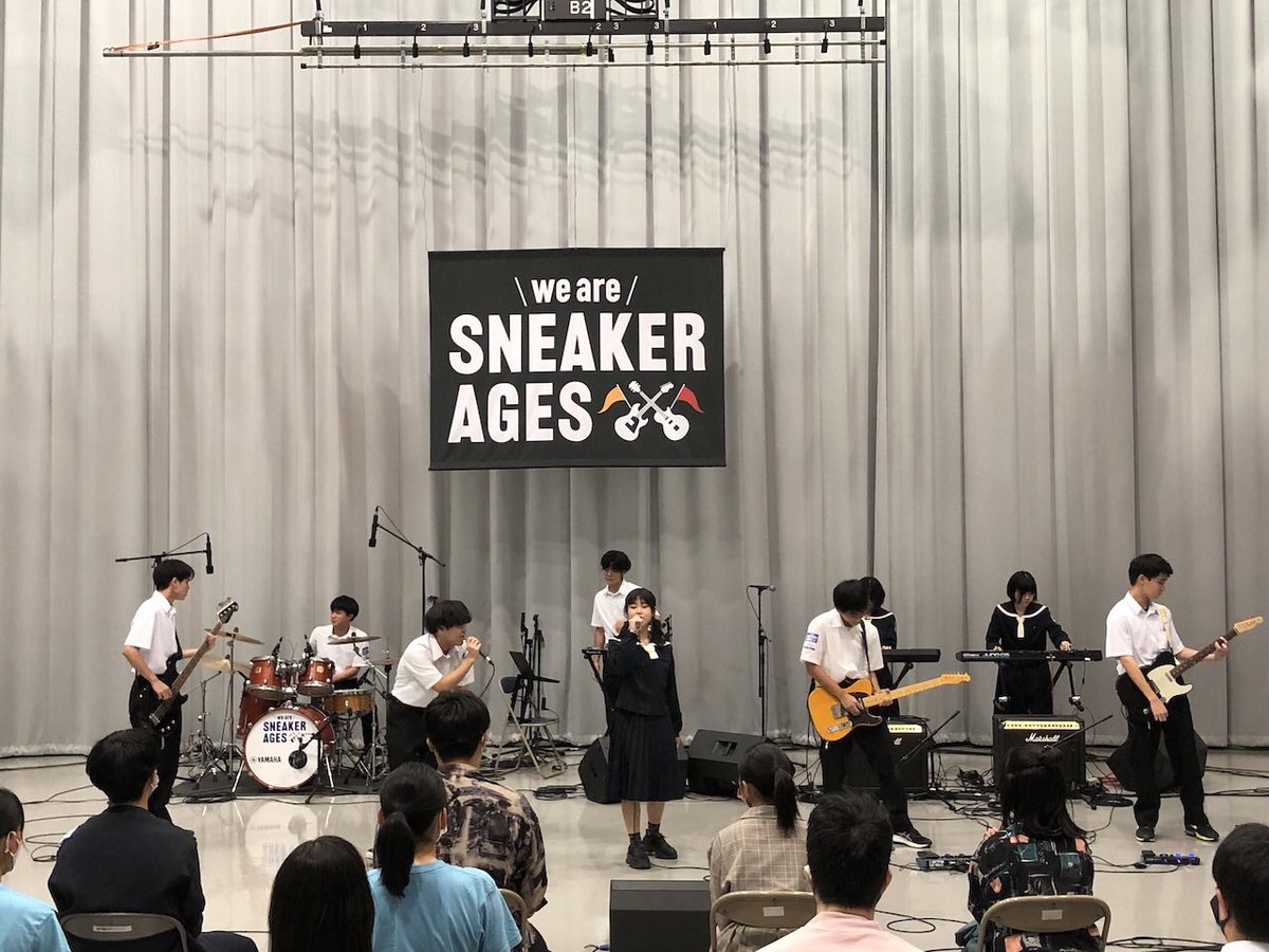 sneakerages1979's tweet photo. ＼本日11/28 13:00より！／
#スニーカーエイジ 沖縄地区GP大会の模様を #LIVEDREAMER で配信！

配信に向け、出場校を紹介📣

E No.14 首里高等学校

オリジナル曲で挑戦。大切なことを伝えてくれる一曲。

#軽音楽部

視聴方法はコチラから▶︎ 

https://t.co/BRcQWhFKcZ https://t.co/gtyI4Kjx36