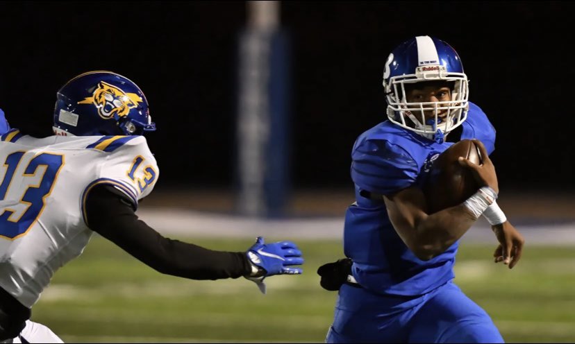 CoachJones08's tweet photo. Shoutout to these 3 guys. Both @mytorian and @cg2_chris broke 1k yards last night in the win over NLR. @BlakeEverett13 does all the things that don’t show up on the stat sheet! Gets us lined up, knows everyone’s assignment, and makes the big play when needed! Let’s go finish! https://t.co/gJvT5NK9SB