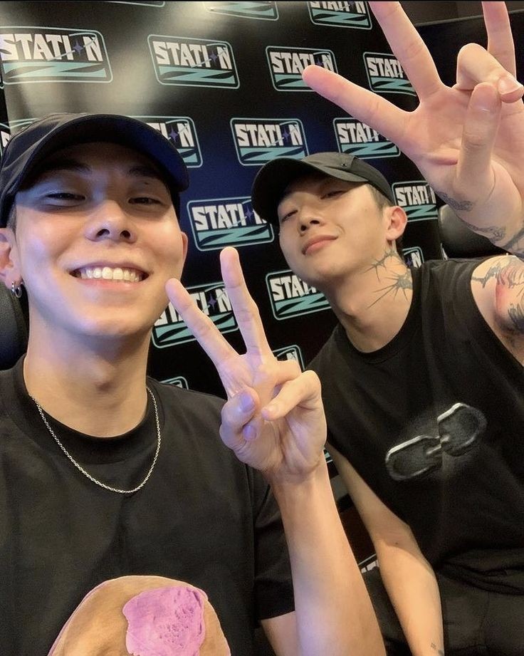 dailywoowonjae's tweet photo. Already missing them on StationZ 🥺 https://t.co/EBvSDsoXmK