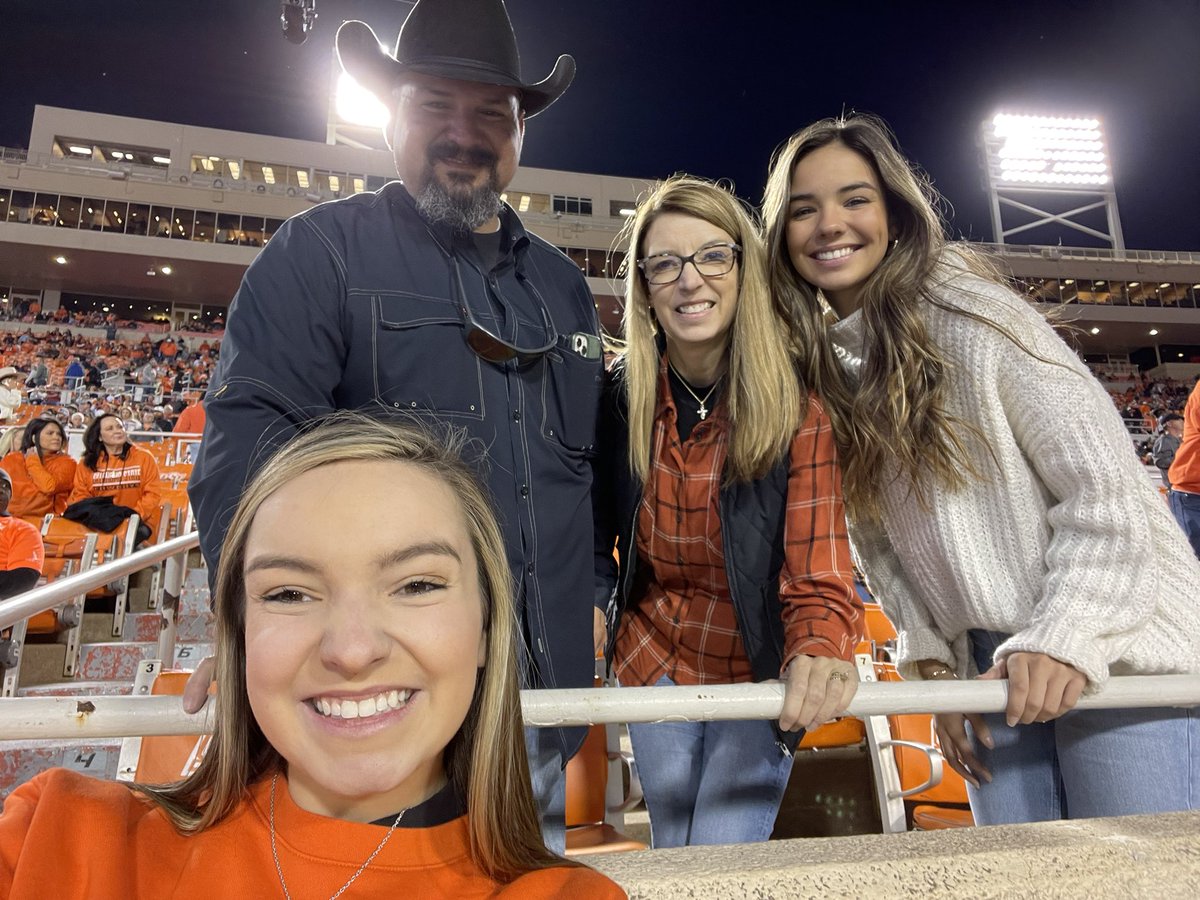 #GoPokes #SeniorNight