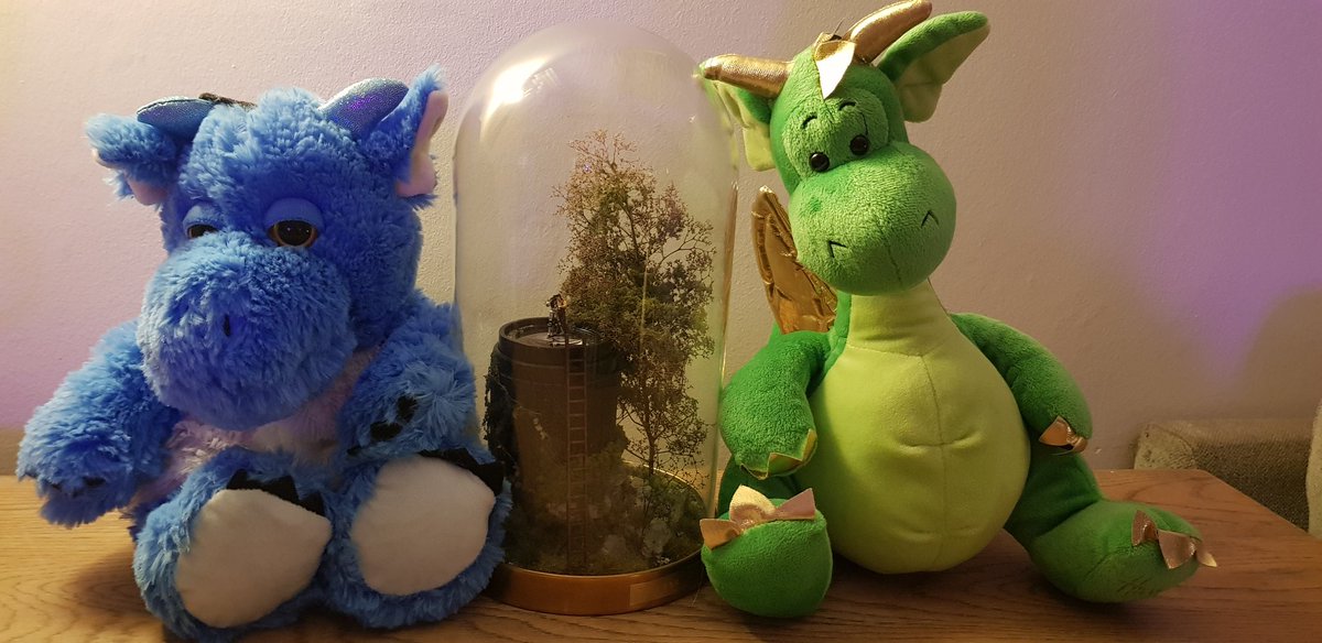 MsLizStrange's tweet photo. The dragons would like to thank @FilmAccess_Scot for this 1.5 Degree Climate Challenge Film Award
Was a great night of films at @Filmhouse, & 2 more people signed my petition! Stunning award made by artist Deniz Uster. @media_education #90secondclimatefilms #AreYouIn #dragonsden https://t.co/3LkOERZb16